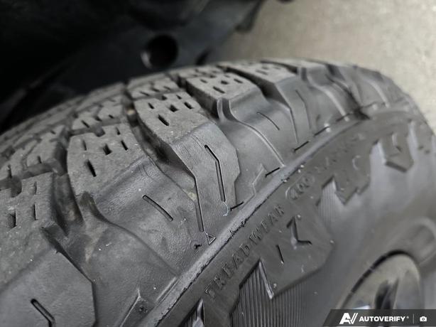 2023 Jeep Wrangler Sahara Altitude 4Dr 4x4 | One Owner | No Reported Accidents! image 7