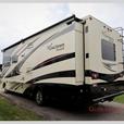 Used 2018 Coachmen RV Pursuit 30 FW thumbnail image 4