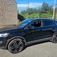 2017 Lincoln MKC Reserve thumbnail image 3