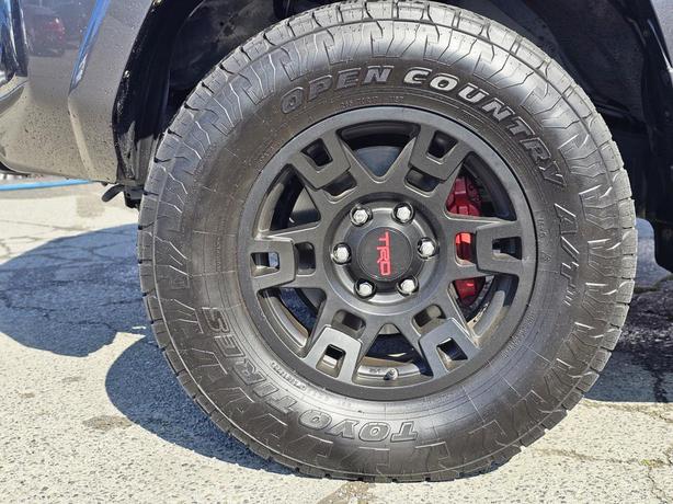 2018 Toyota 4Runner 4WD image 5