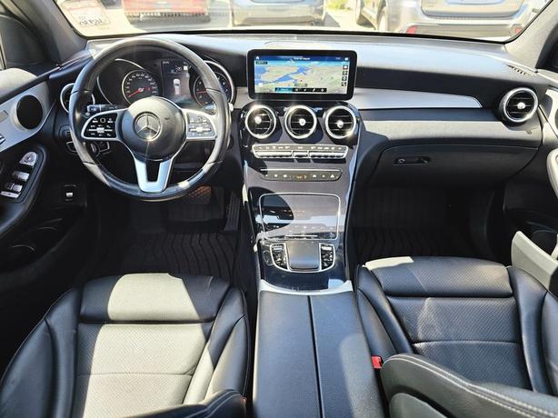 2021 Mercedes-Benz GLC GLC 300 4MATIC SUV image 6