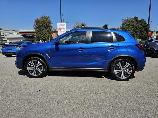 2022 Mitsubishi RVR GT AWC image 8