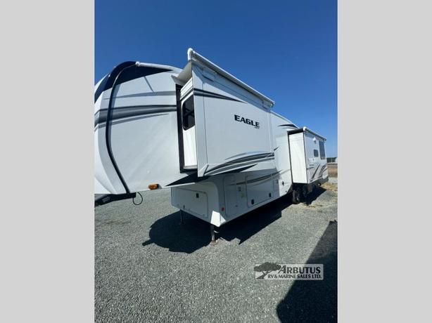 Used 2022 Jayco Eagle 317RLOK image 4