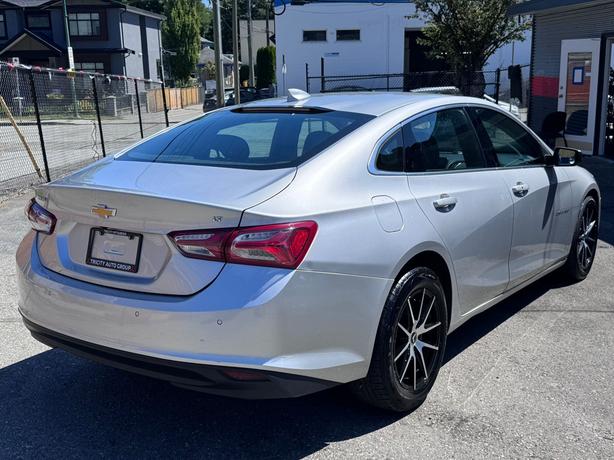 2020 Chevrolet Malibu LT - Heated Seats, Dual Climate Control, BlueTooth image 5