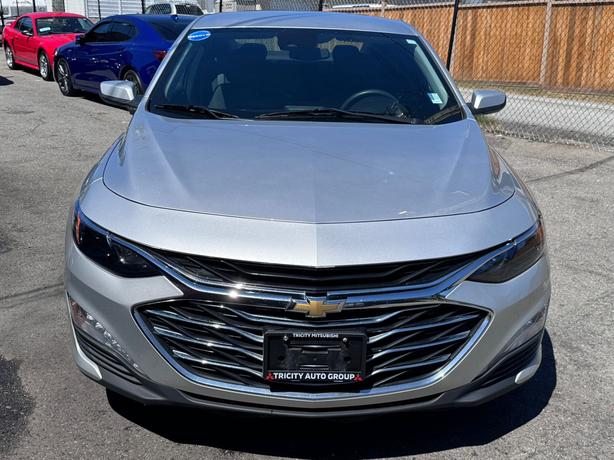 2020 Chevrolet Malibu LT - Heated Seats, Dual Climate Control, BlueTooth image 8
