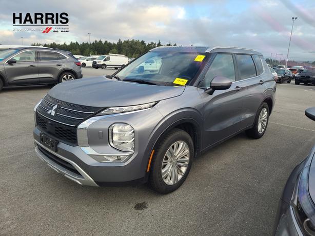 2024 Mitsubishi Outlander SE | No Reported Accidents | Heated Seats | Cruise Con image 1