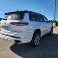 2023 Jeep Grand Cherokee L Summit | Heated & Ventilated Seats | Power Liftgate | thumbnail image 3