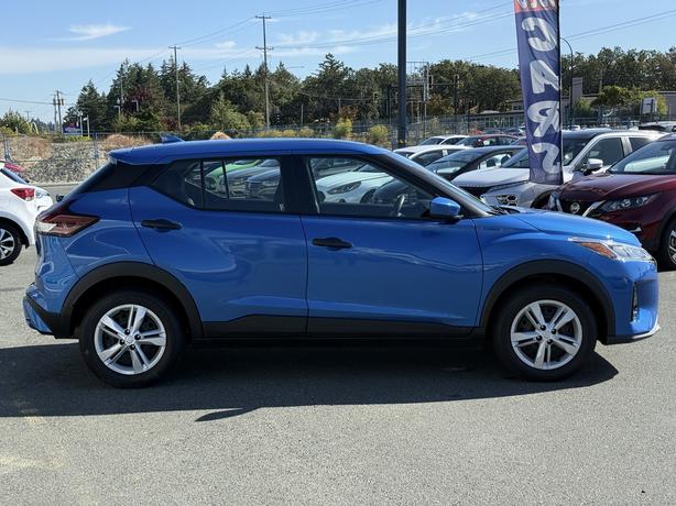 2022 Nissan Kicks S - 16" Steel Wheels &  Rear Parking Sensors image 5