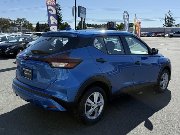 2022 Nissan Kicks S - 16" Steel Wheels &  Rear Parking Sensors image 6