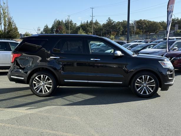 2018 Ford Explorer Platinum 4WD - Wood Panel Insert & Power Moonroof image 5