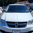 2017 Dodge  Grand Caravan SE thumbnail image 4