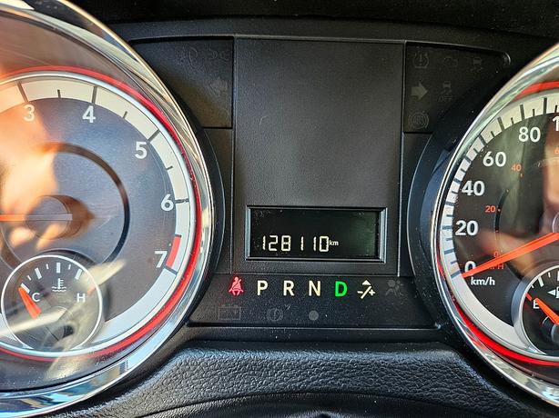 2017 Dodge  Grand Caravan SE image 5