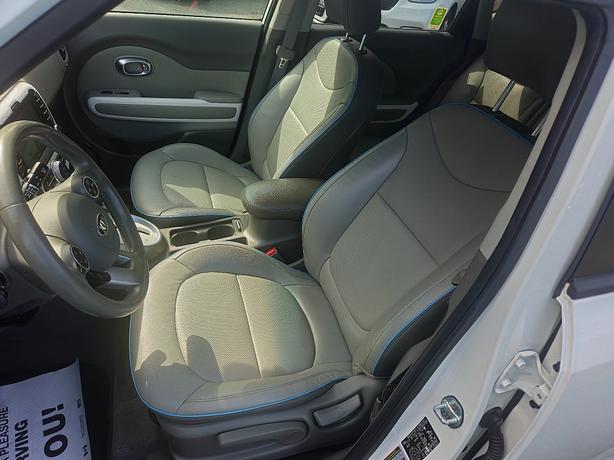 2017 KIA  Soul EV EV+ image 7