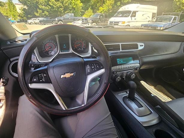 2012 Chevrolet  Camaro 1LT image 6