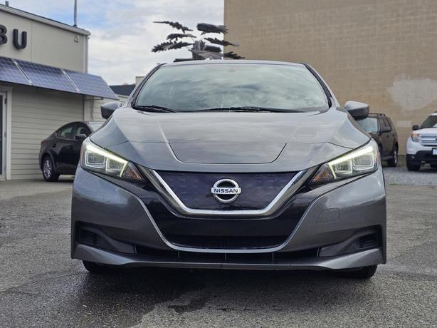2019 Nissan LEAF S Hatchback image 2