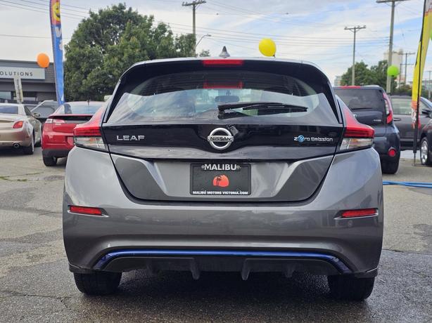2019 Nissan LEAF S Hatchback image 3