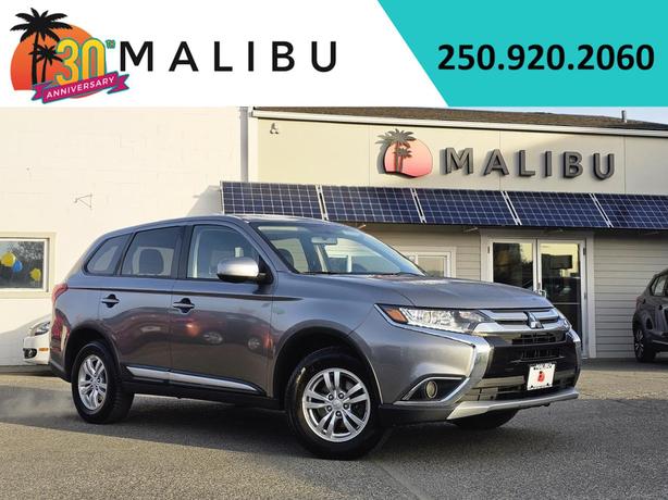 2017 Mitsubishi Outlander AWC 4dr ES image 1