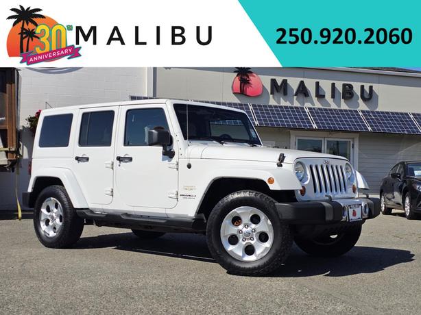 2013 Jeep Wrangler 4WD 4dr Sahara image 1