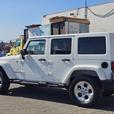 2013 Jeep Wrangler 4WD 4dr Sahara thumbnail image 4