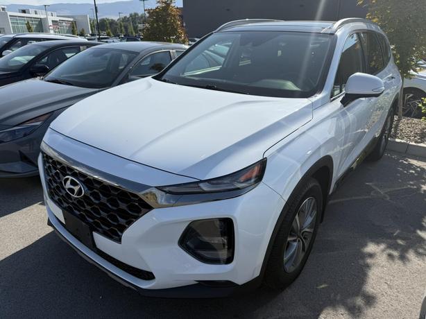 2020 Hyundai Santa Fe Luxury image 2