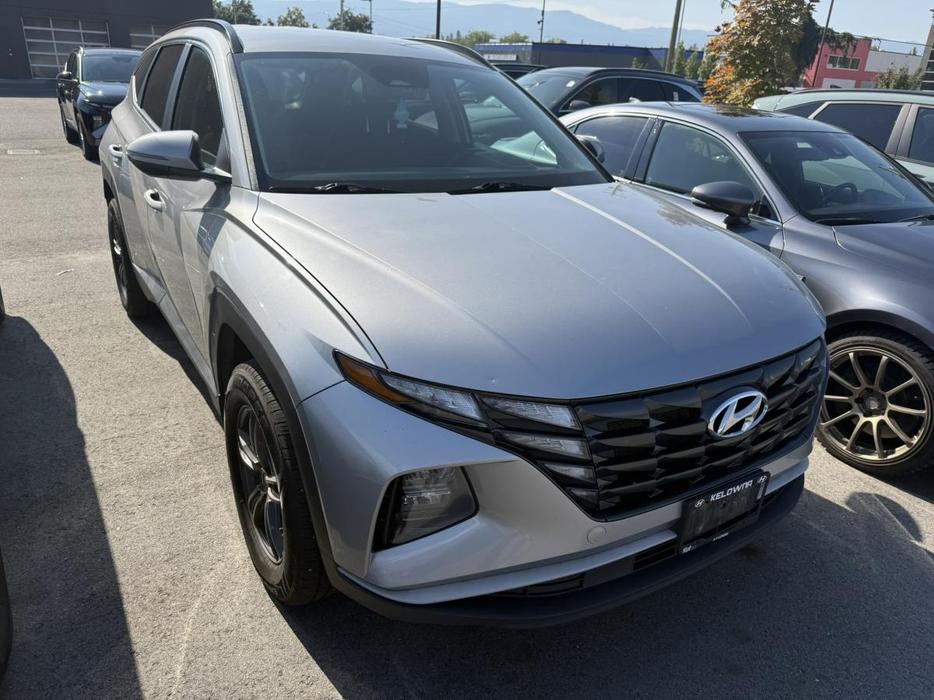 2022 Hyundai Tucson Preferred display photo
