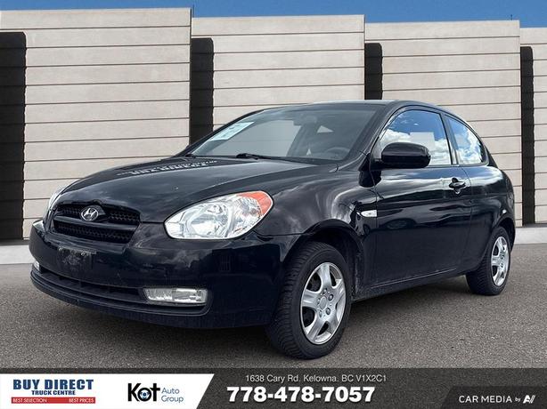 2011 Hyundai Accent L Sport image 1