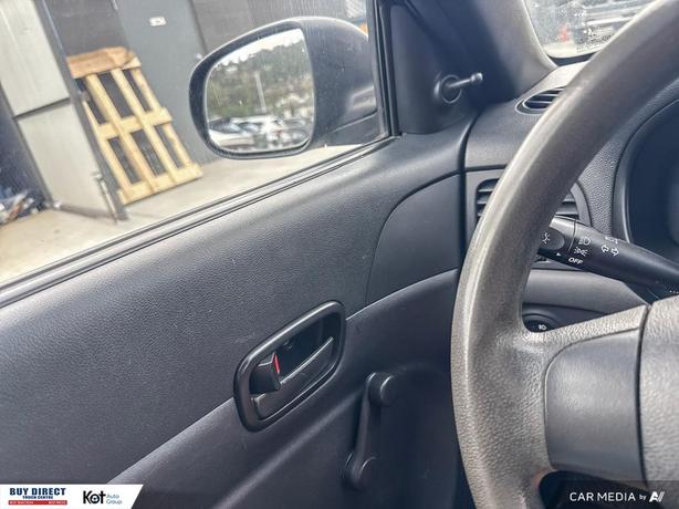 2011 Hyundai Accent L Sport image 8