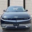 2022 Hyundai IONIQ 5 Preferred Luxury AWD PANORAMIC SUNROOF! LEATHER INTERIOR! A thumbnail image 2