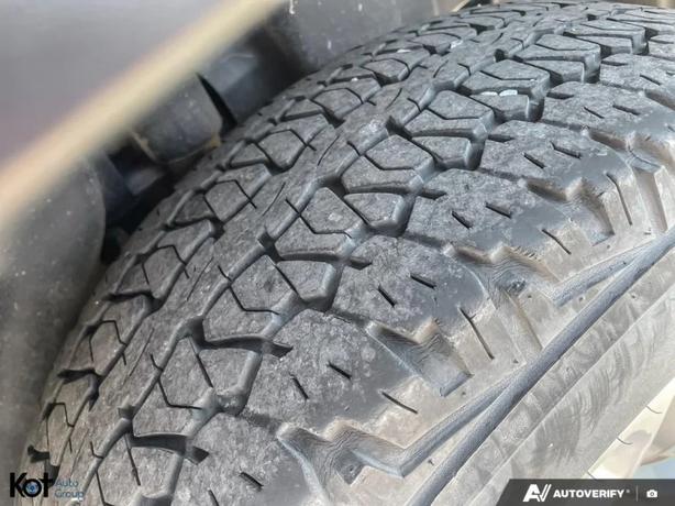 2019 JEEP CHEROKEE image 6