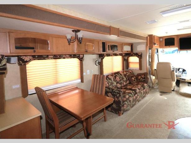 Used 2007 Triple E Commander 3202FB image 7