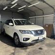 2017 Nissan Pathfinder thumbnail image