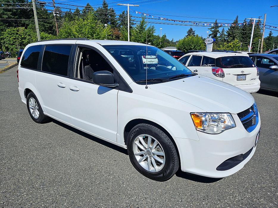 2017 Dodge  Grand Caravan SE display photo