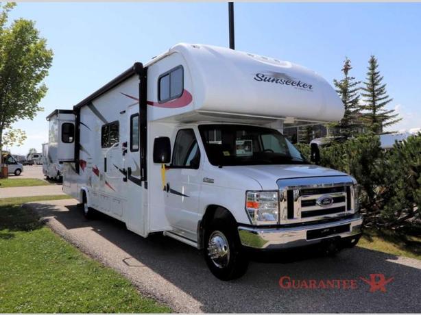 Used 2018 Forest River RV Sunseeker 3010DS Ford image 1