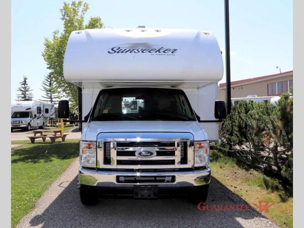 Used 2018 Forest River RV Sunseeker 3010DS Ford image 2