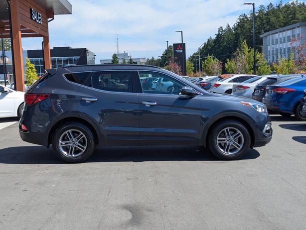 2017 Hyundai Santa Fe Sport Premium - No Accidents, AWD, Heated Seats F/R image 5