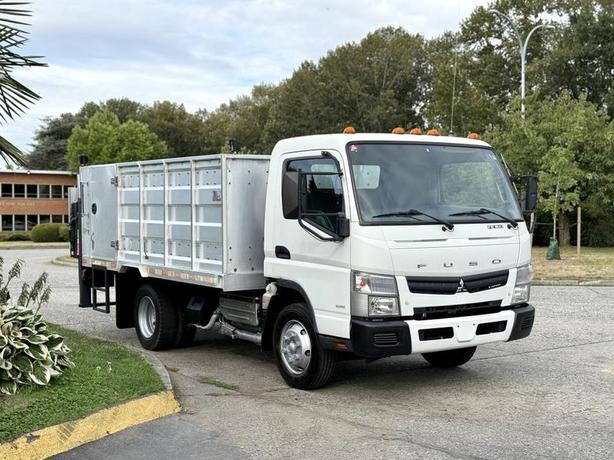 2014 Mitsubishi Fuso FE Flat Deck High Rail with Tommy Power Tailgate Diesel image 1