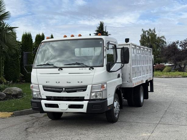 2014 Mitsubishi Fuso FE Flat Deck High Rail with Tommy Power Tailgate Diesel image 4