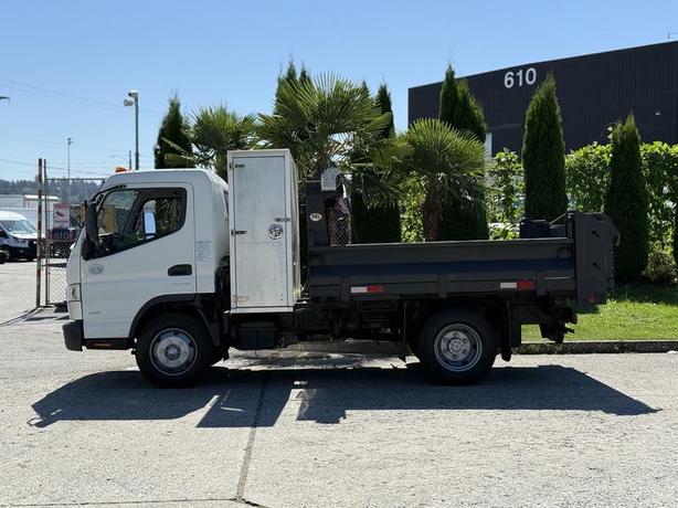 2015 Mitsubishi Fuso FE 9-Foot Diesel Dump Truck image 6