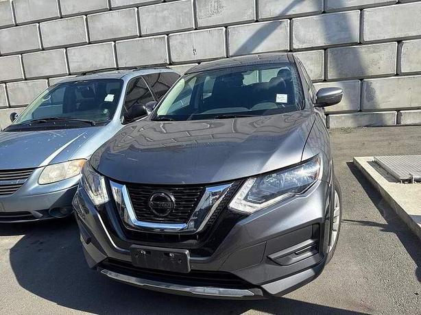 2019 Nissan Rogue S image 2