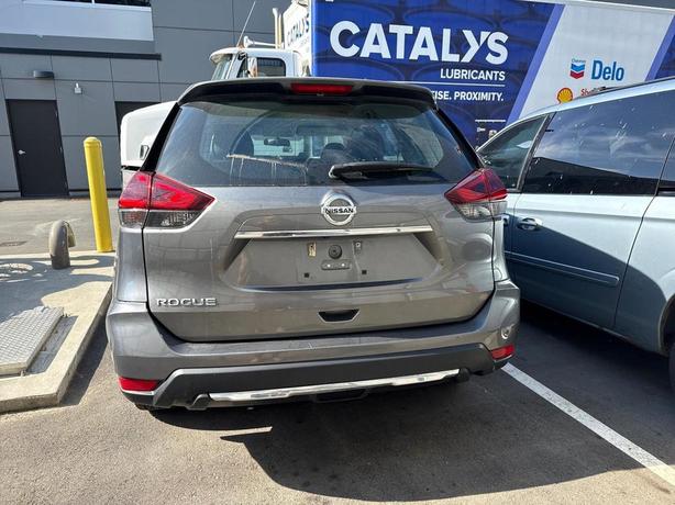 2019 Nissan Rogue S | Cruise Control | Heated Seats! image 5