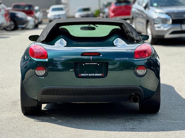 2006 Pontiac Solstice - Local BC Vehicle, Leather, Manual Transmission image 6