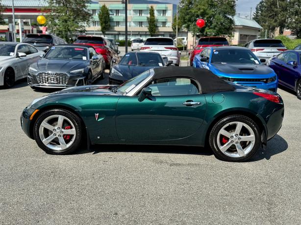 2006 Pontiac Solstice - Local BC Vehicle, Leather, Manual Transmission image 8