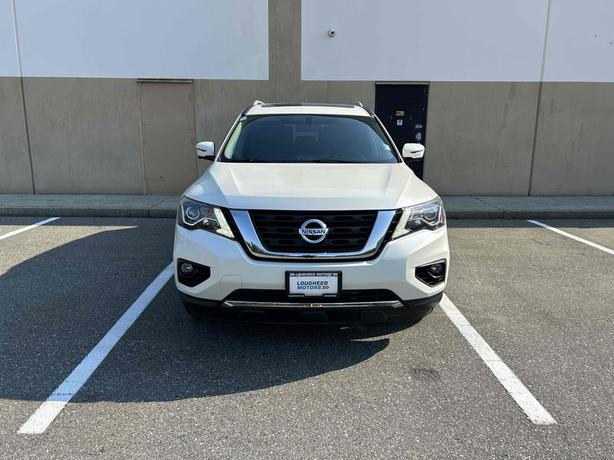 2017 Nissan Pathfinder image 2