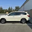 2017 Nissan Pathfinder thumbnail image 4