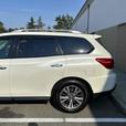 2017 Nissan Pathfinder thumbnail image 7