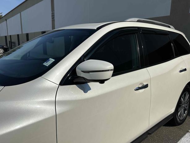 2017 Nissan Pathfinder image 8