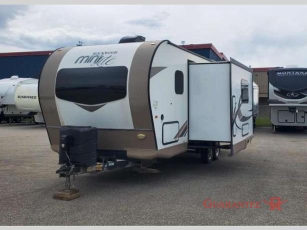 Used 2018 Forest River RV Rockwood Mini Lite 2509S image 3