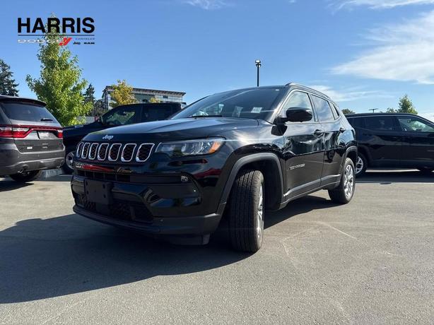 2025 Jeep Compass North 4x4 Sport Utility | Adaptive Cruise Control | Backup Cam image 1