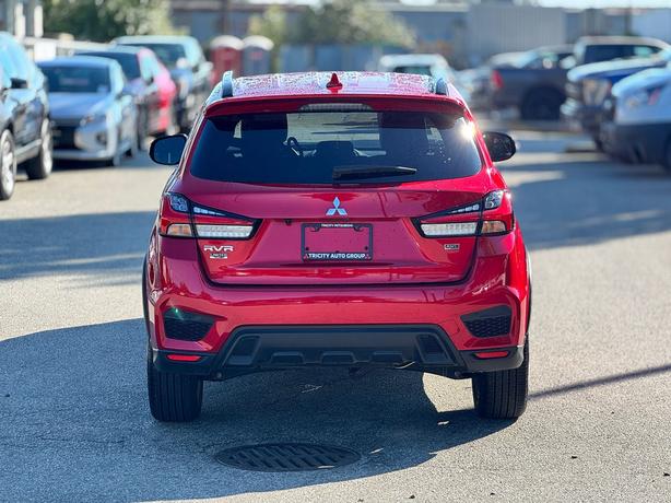 2023 Mitsubishi RVR LE - No Accidents, One Owner, Blind Spot Warning image 7