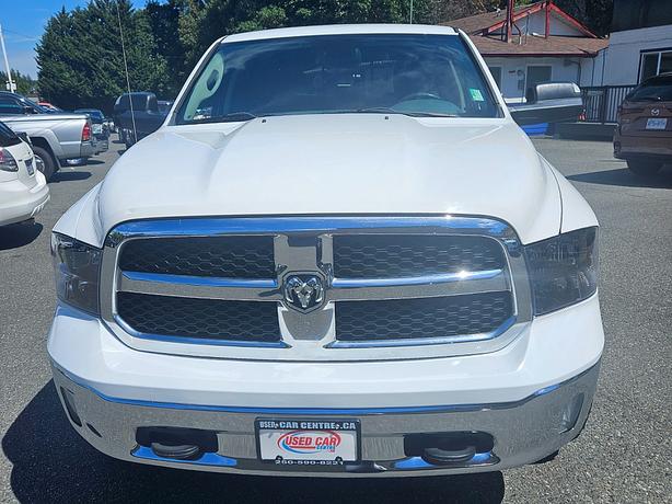 2015 Ram  1500 SLT image 3